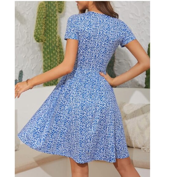 Casual Short Sleeve Wrap V Neck Floral Dress with Pockets Size Large - Picture 3 of 13